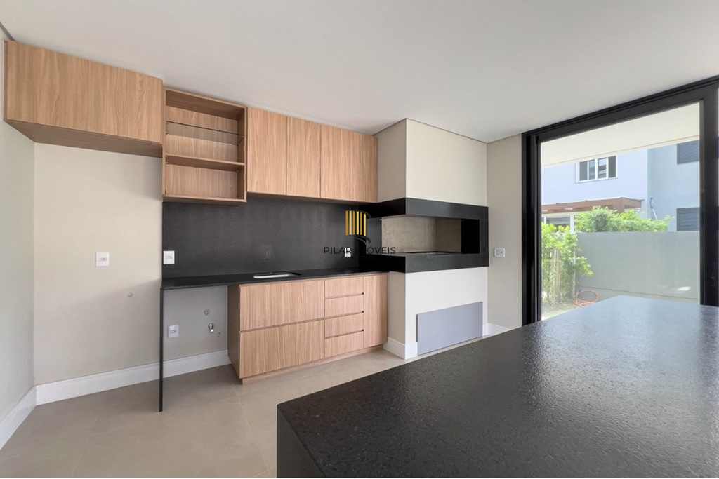 Casa de Condomínio 1 dormitório no bairro Centro