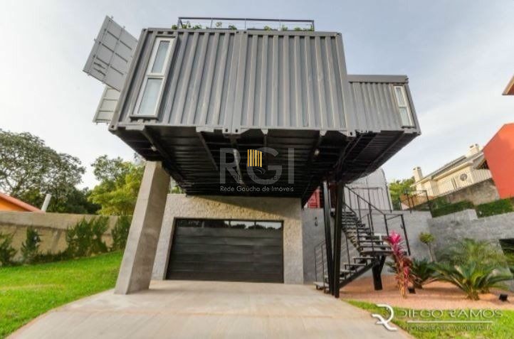 Casa 3 dormitórios no bairro Teresópolis