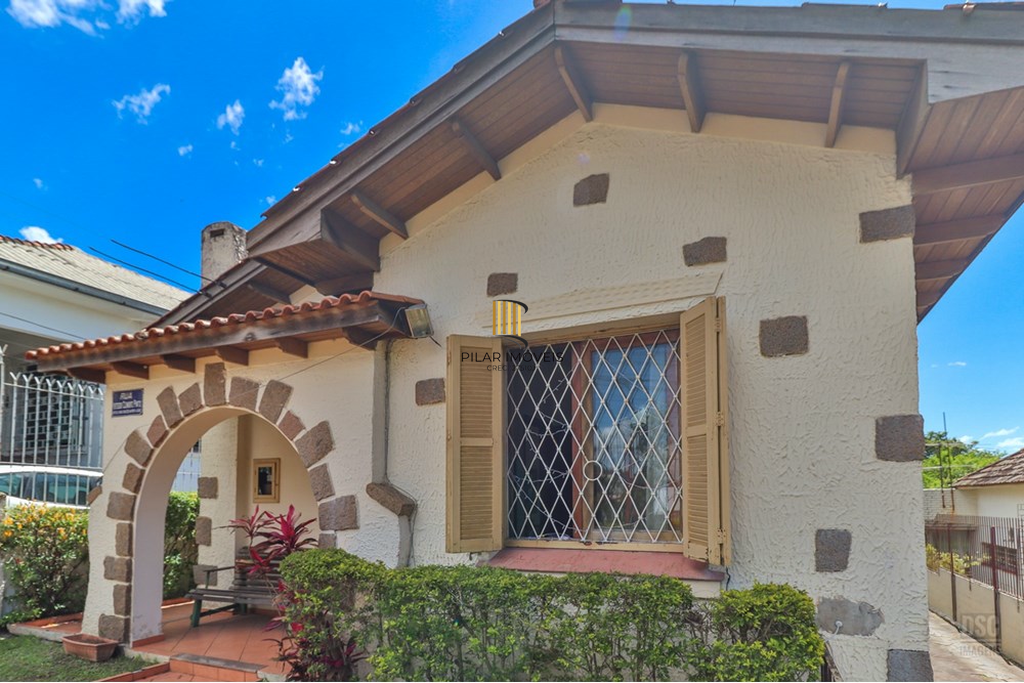 Casa 6 dormitórios no bairro Teresópolis - Pilar Imóveis