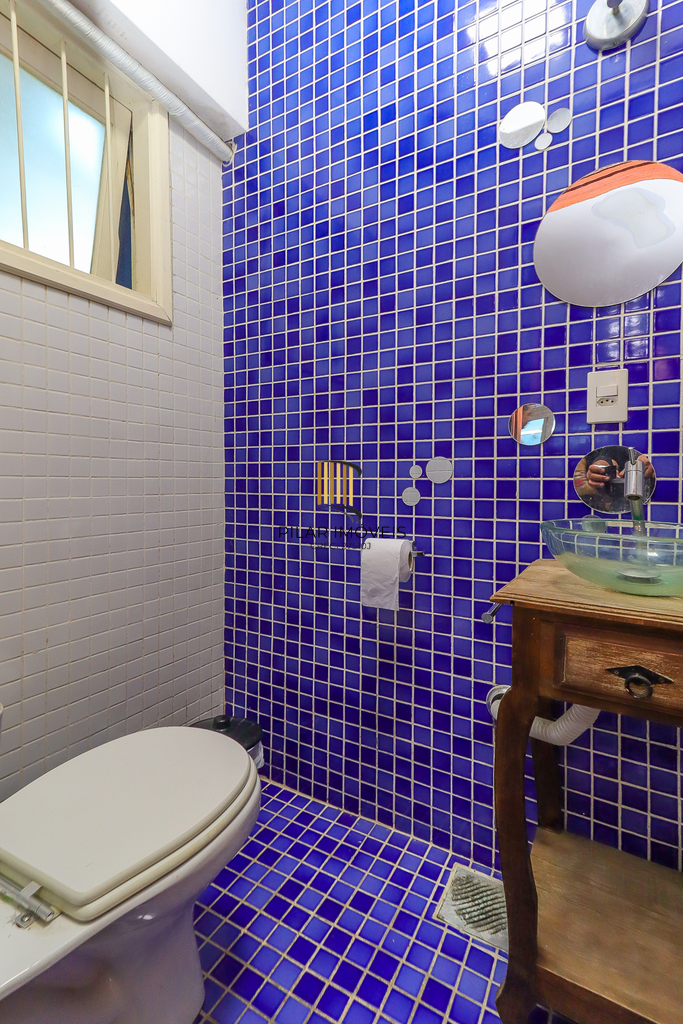 Casa 3 dormitórios no bairro Hípica
