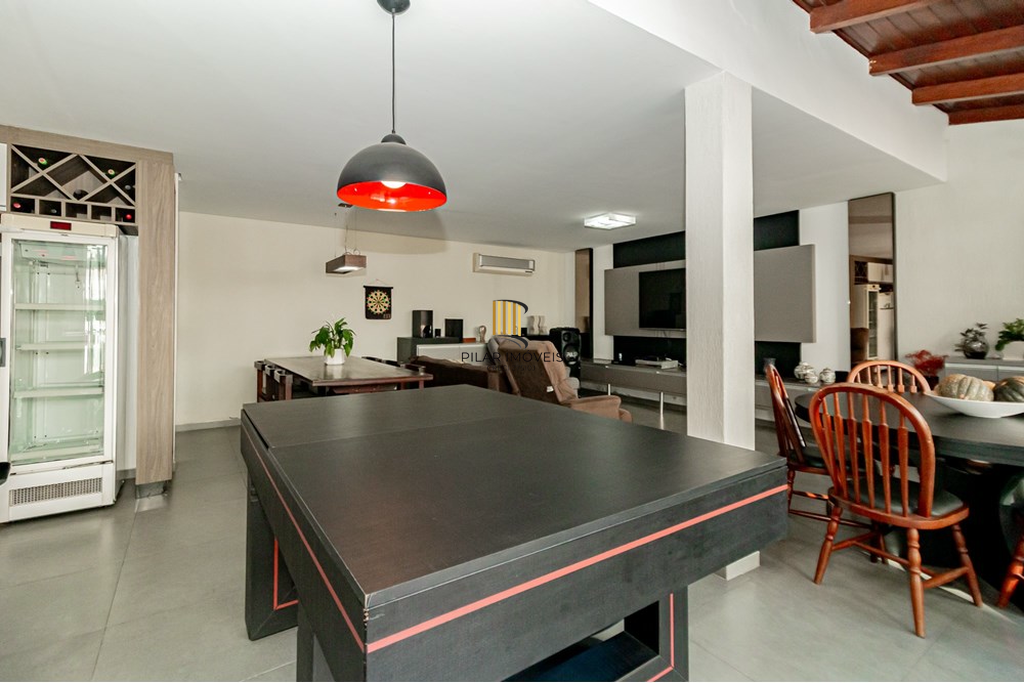 Casa 4 dormitórios no bairro Jardim Planalto