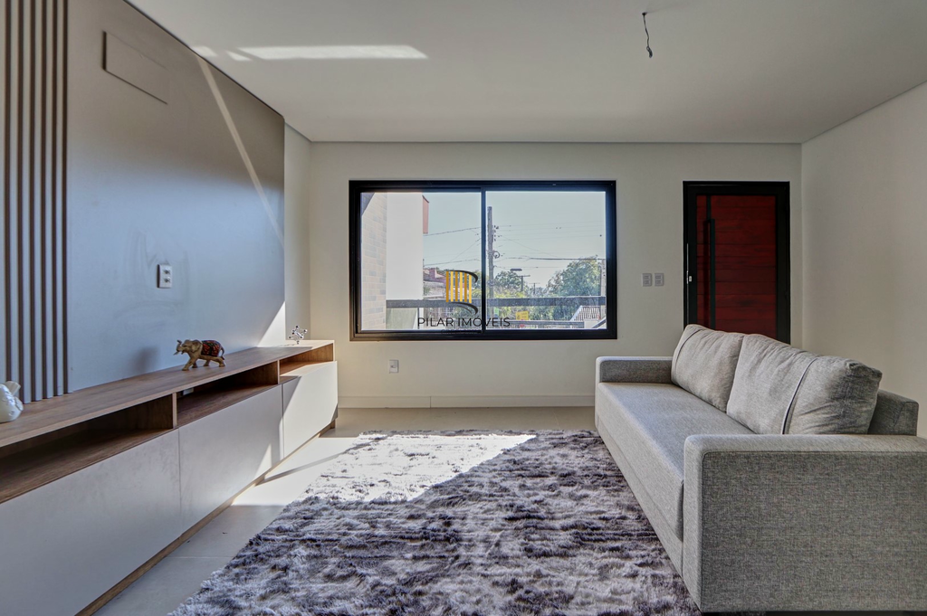 Casa 3 dormitórios no bairro Chácara das Pedras