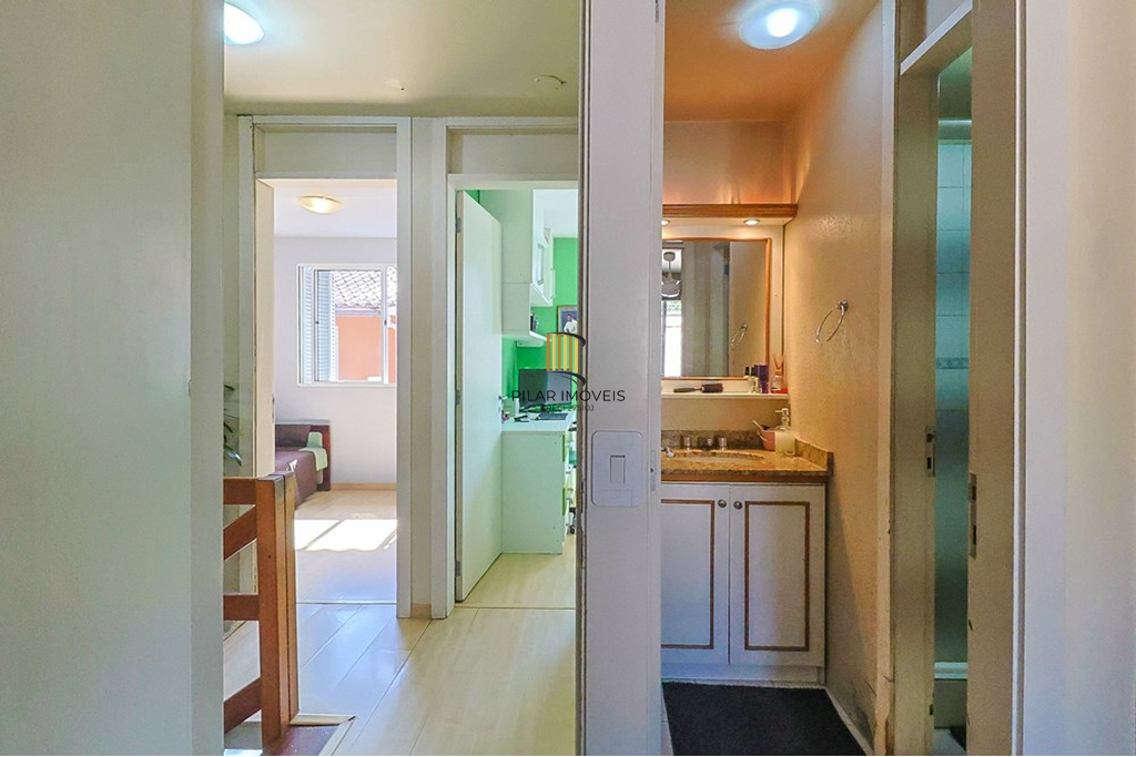 Casa de Condomínio 4 dormitórios no bairro Jardim Itu Sabará