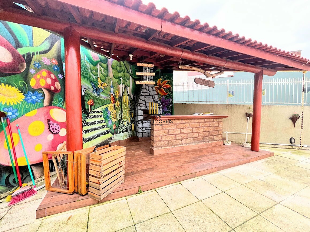 Casa 3 dormitórios no bairro Espírito Santo