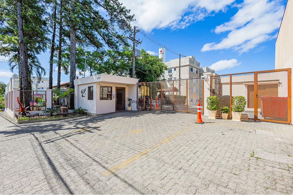 Apartamento 2 dormitórios no bairro Lomba do Pinheiro