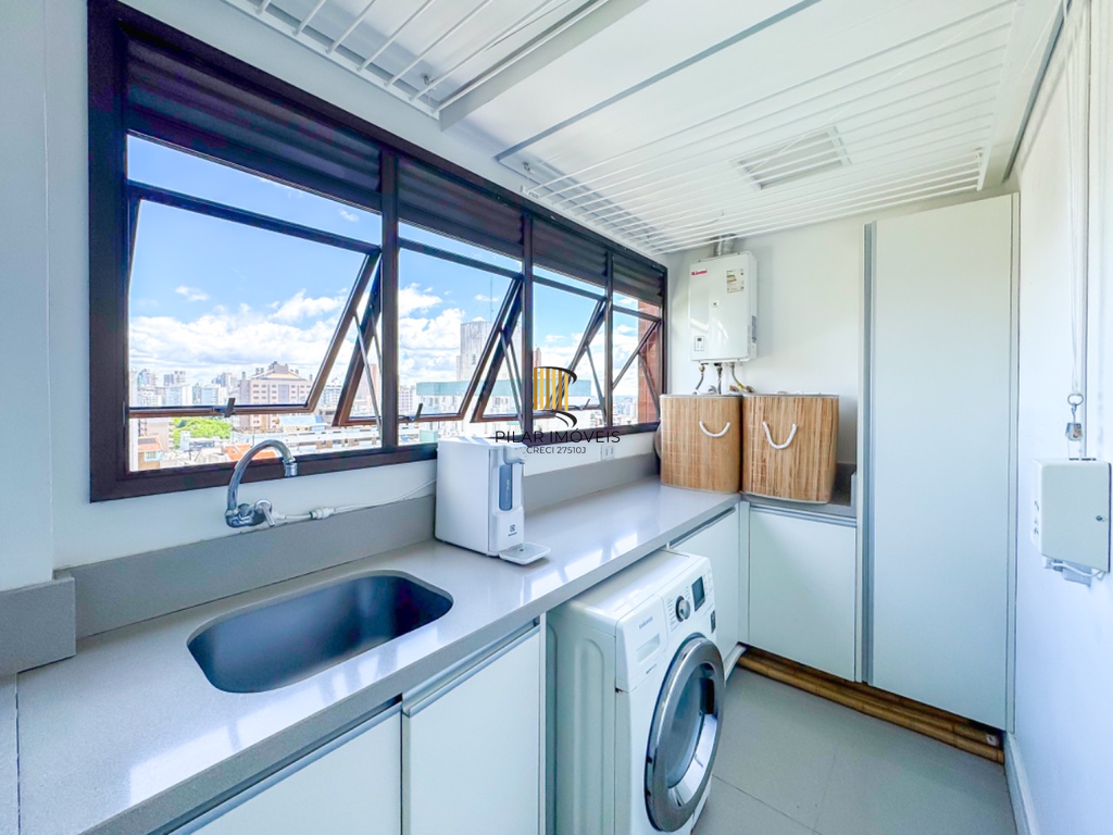 Apartamento 2 dormitórios no bairro Mont' Serrat