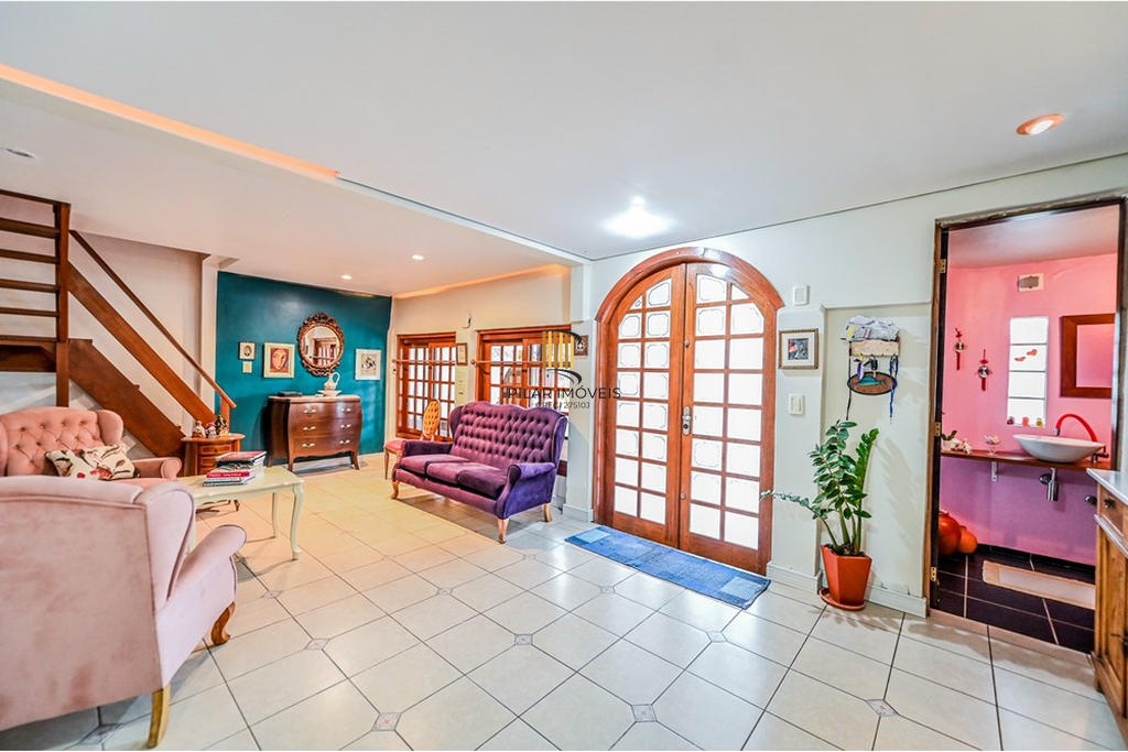 Casa de Condomínio 4 dormitórios no bairro Santa Tereza