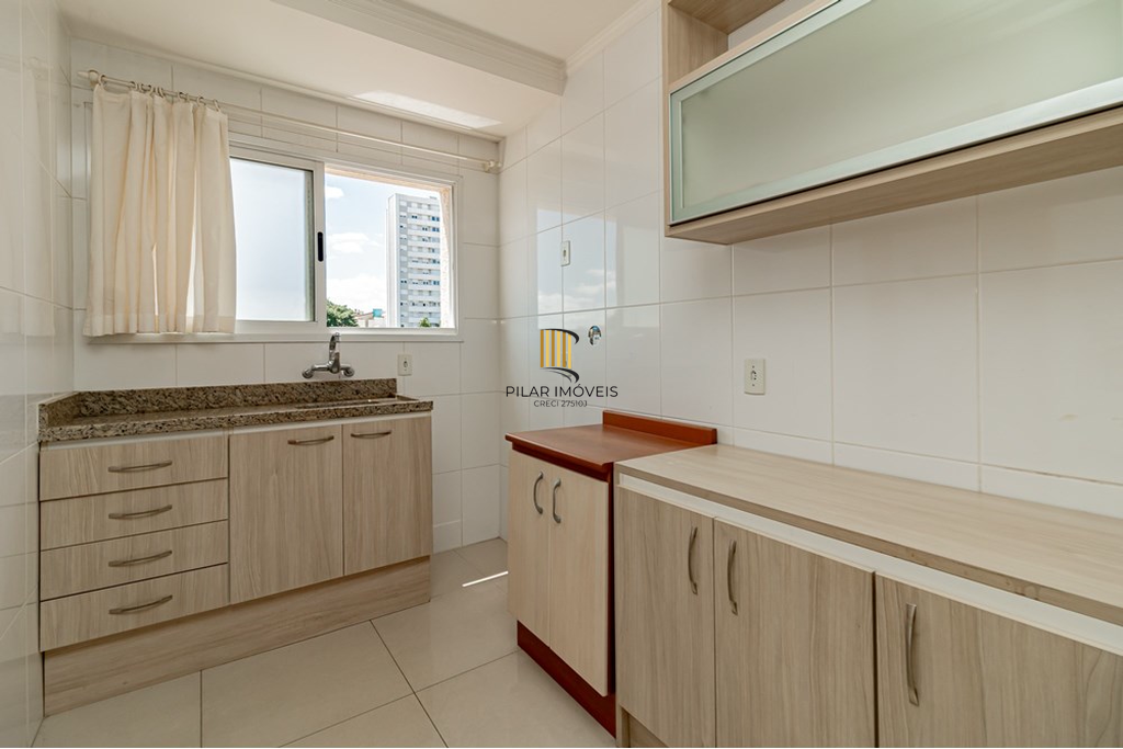 Apartamento 2 dormitórios no bairro Três Figueiras