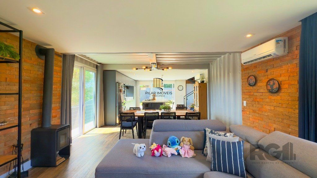 Casa 3 dormitórios no bairro Teresópolis