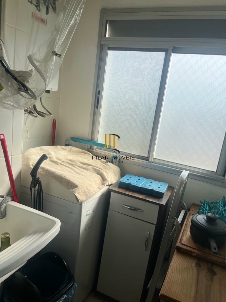 Apartamento 2 dormitórios no bairro Glória