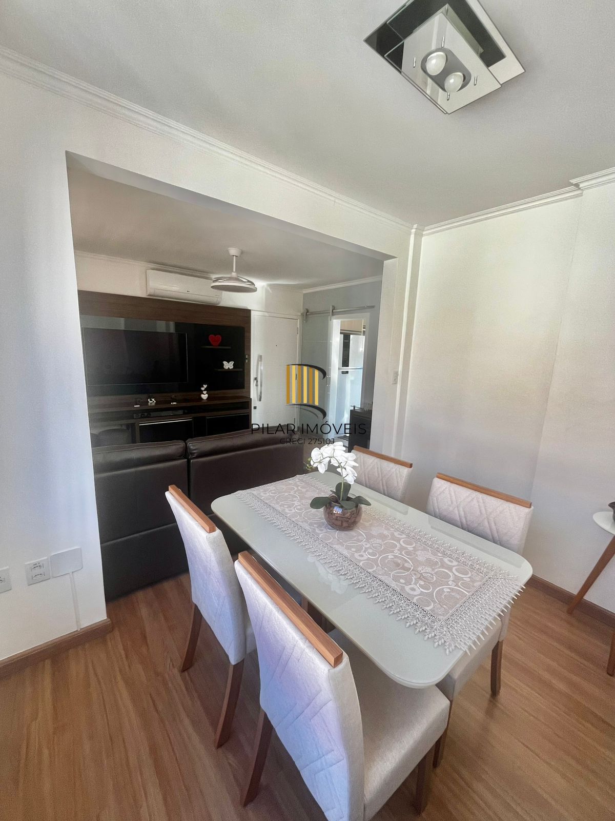 03 dorm, transformados em 02, Passo da Areia, 58 m², reformado, semi mobiliado