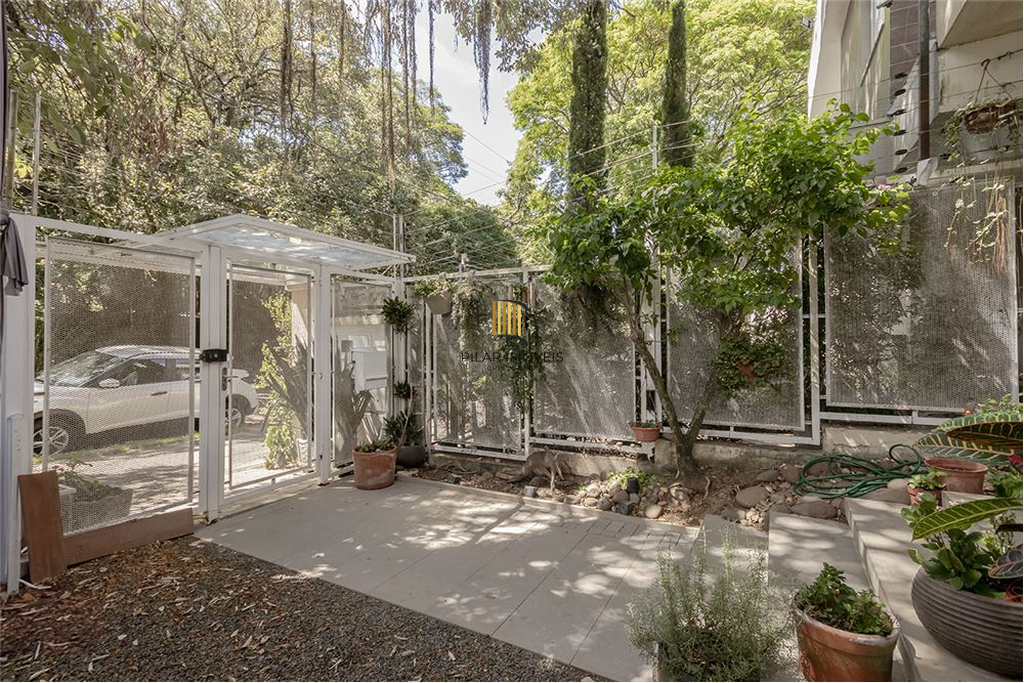 Casa 4 dormitórios no bairro Vila Assunção