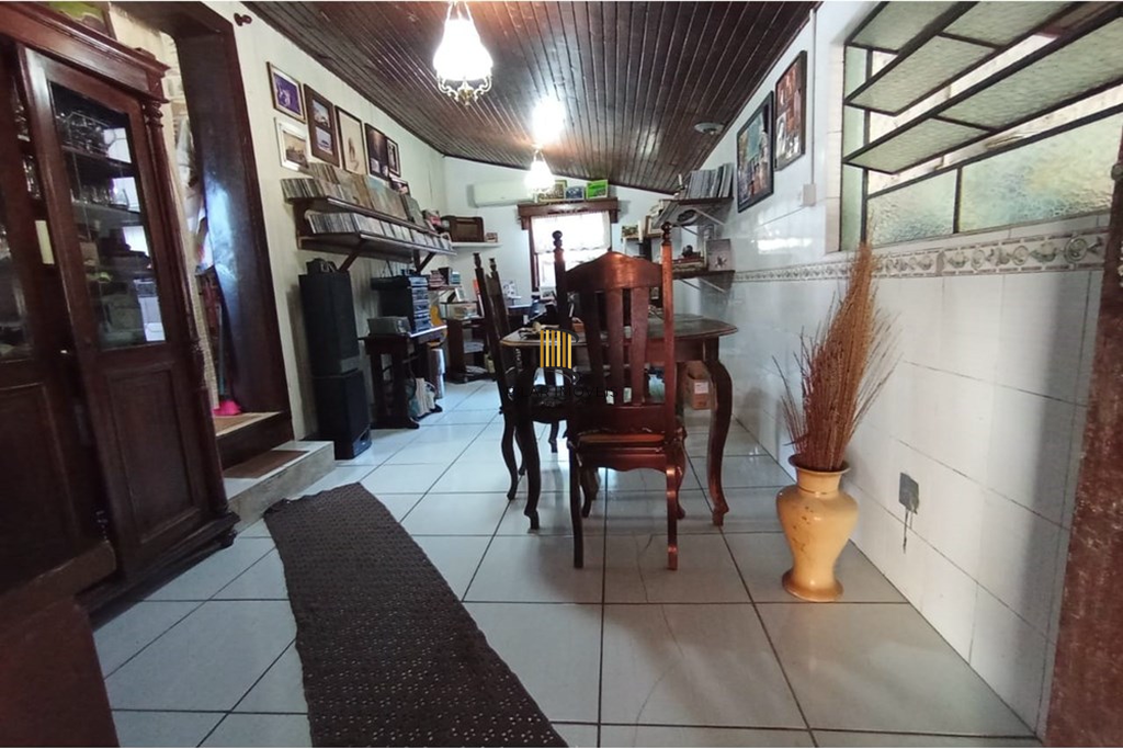 Casa 2 dormitórios no bairro Contestado