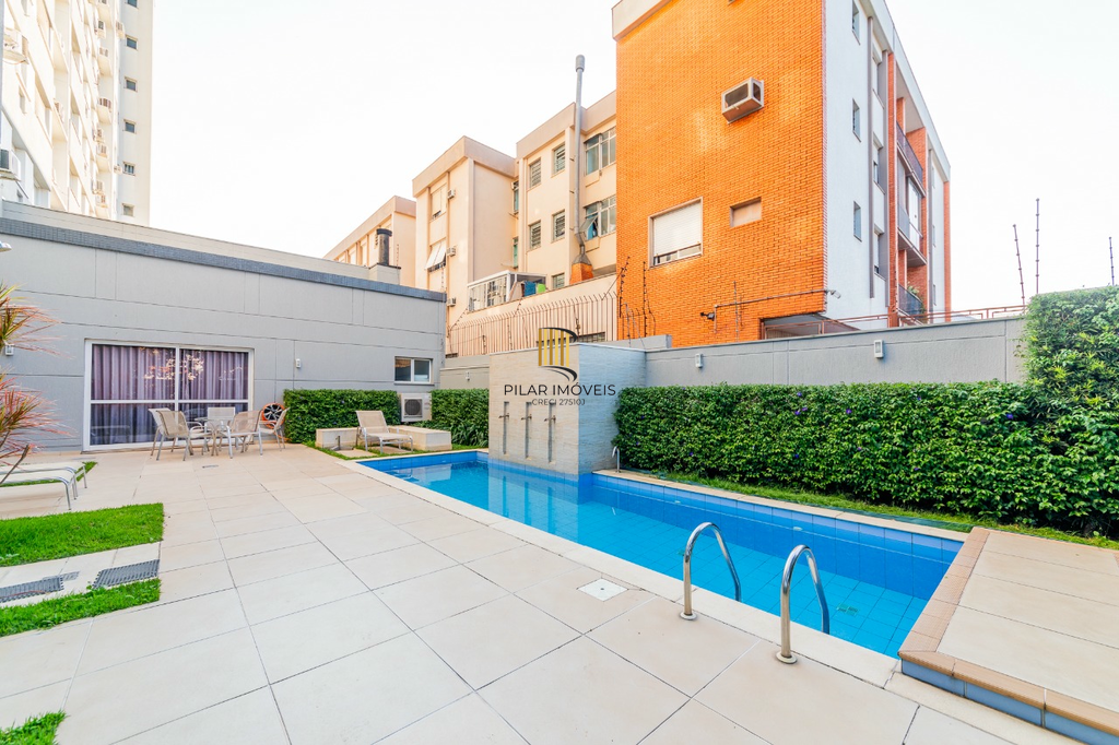 Apartamento 2 dormitórios no bairro Azenha