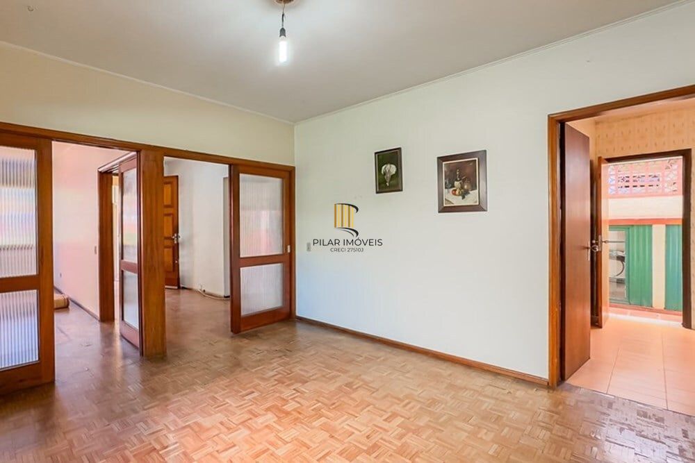 Casa 3 dormitórios no bairro Jardim Lindóia