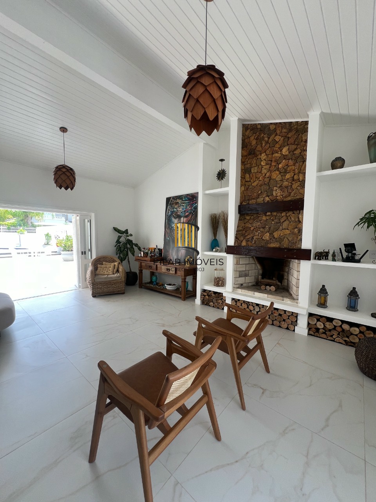 Casa 5 dormitórios no bairro Praia de Atlântida - Pilar Imóveis