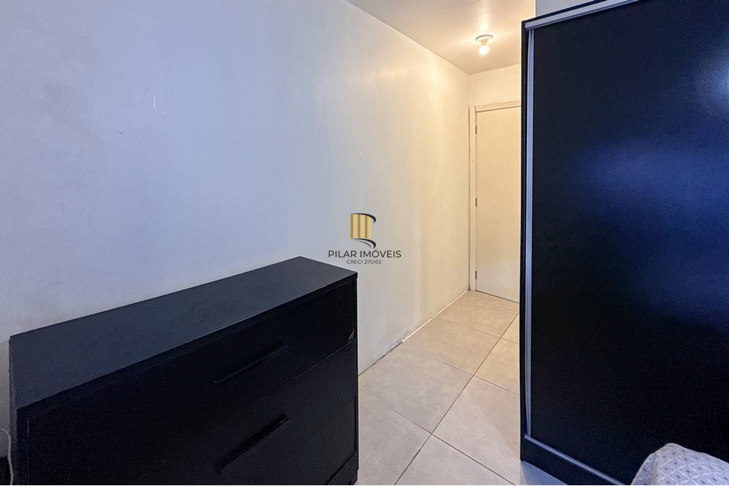 Casa 2 dormitórios no bairro Olaria