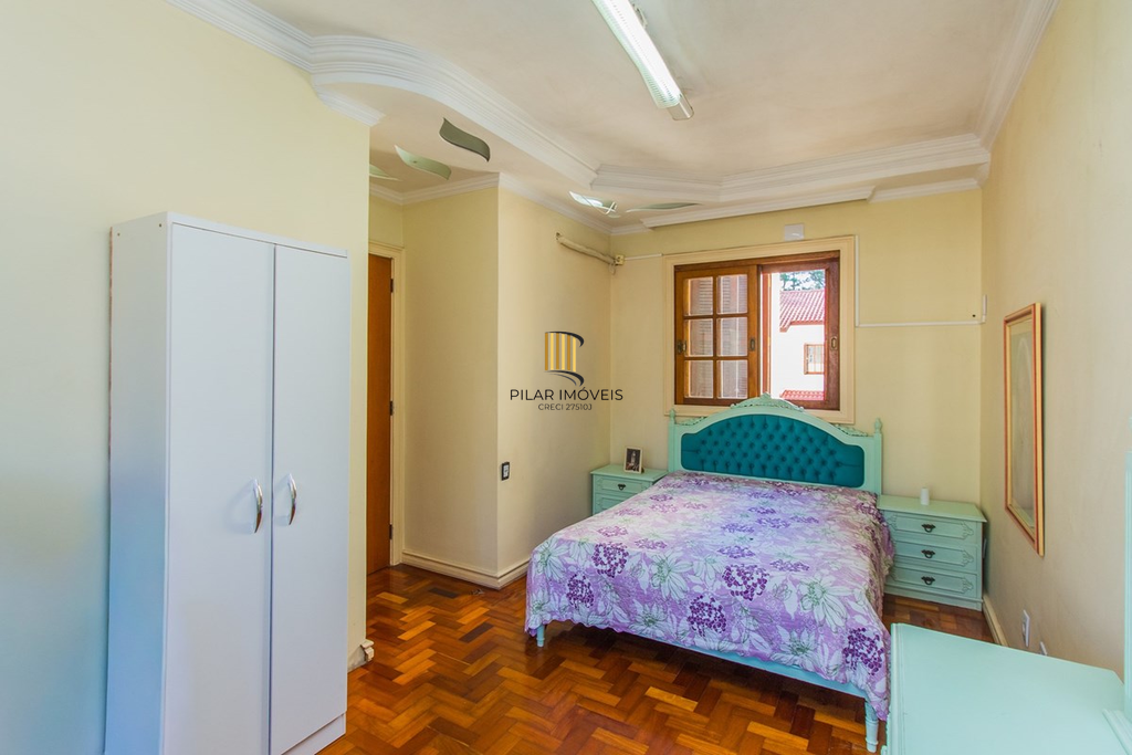 Casa 5 dormitórios no bairro Marechal Rondon