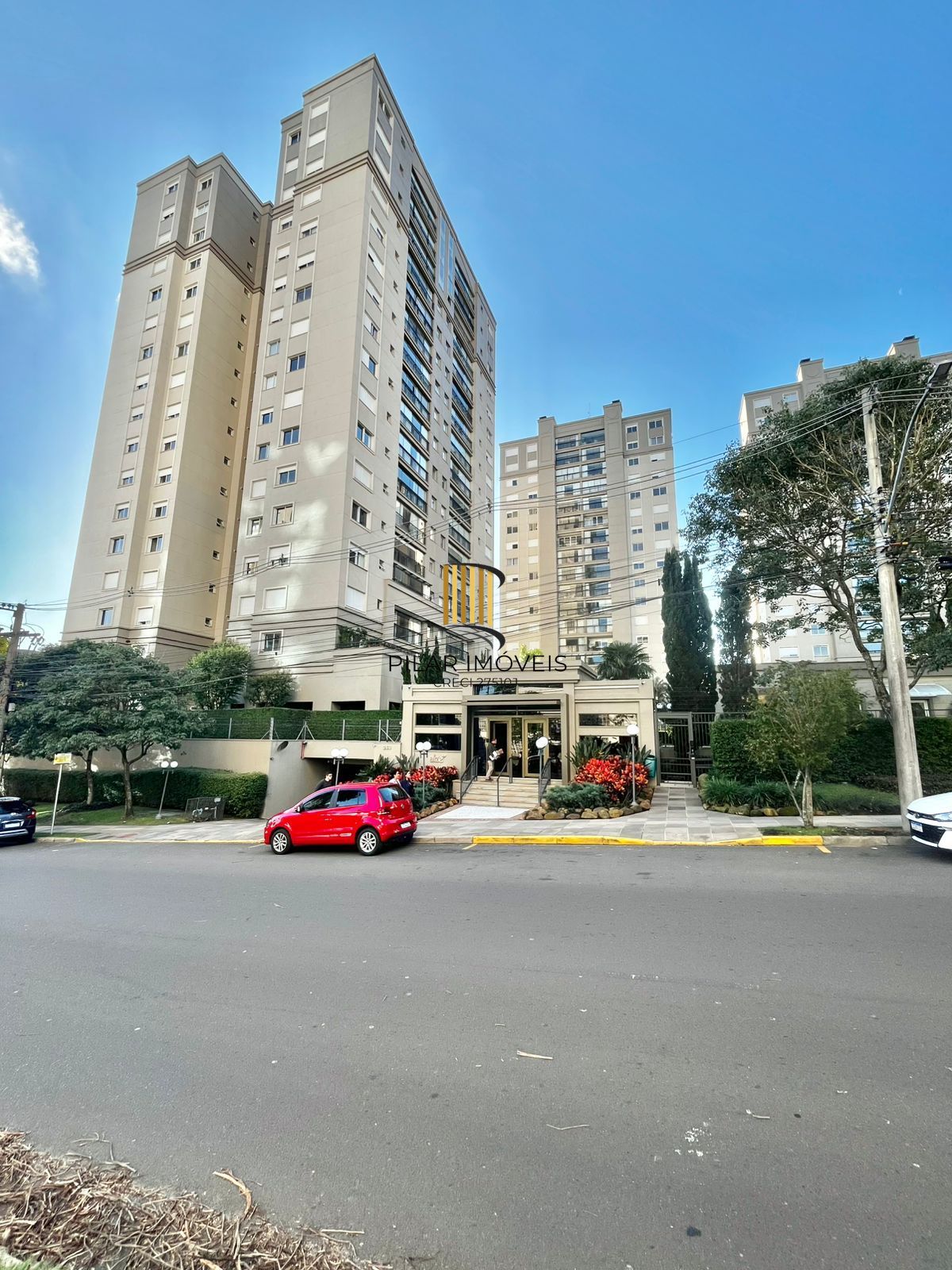 Lindo apto no Jardim Europa, 10º andar, sol e vista, mobiliado, 02 vagas fixas - Pilar Imóveis
