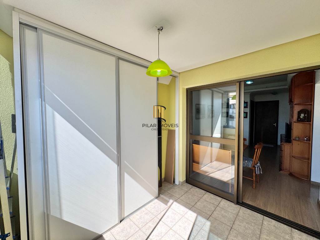 Apartamento 2 dormitórios no bairro São Sebastião