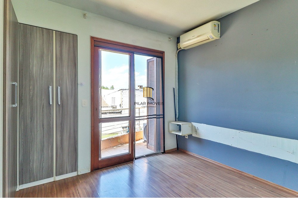 Casa de Condomínio 3 dormitórios no bairro Serraria