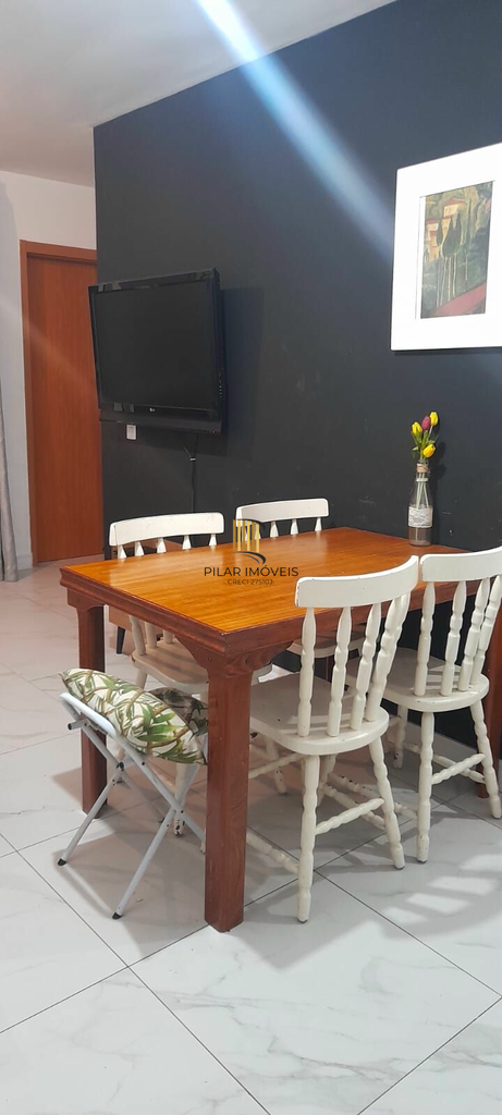 Apartamento 2 dormitórios no bairro São Sebastião