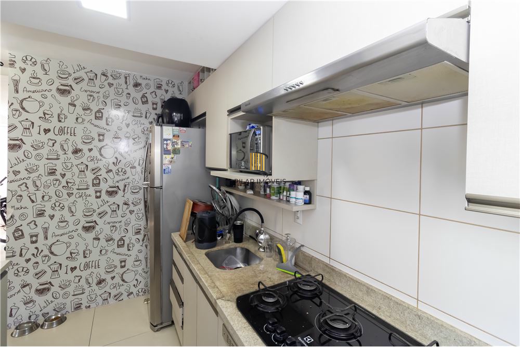 Apartamento 2 dormitórios no bairro Lomba do Pinheiro