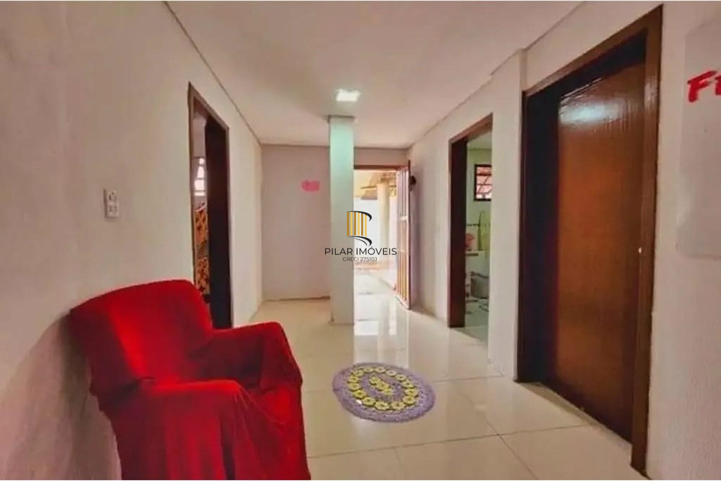 Casa 2 dormitórios no bairro Mário Quintana