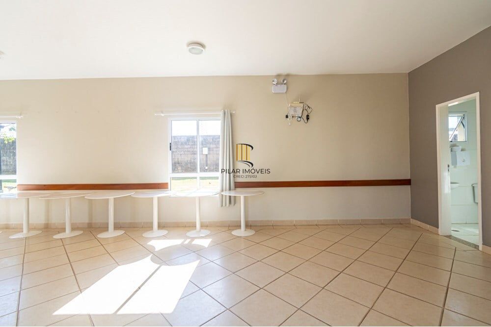 Casa de Condomínio 2 dormitórios no bairro Igara