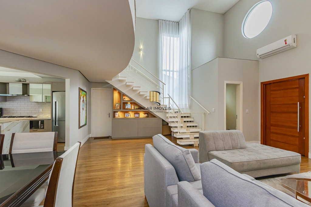 Casa 3 dormitórios no bairro Niterói