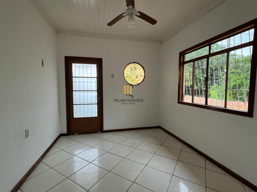 Casa 3 dormitórios no bairro Califórnia