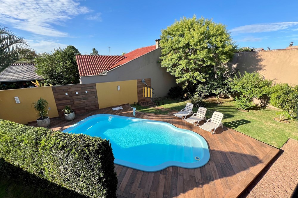 Casa 4 dormitórios no bairro Moinhos de Vento