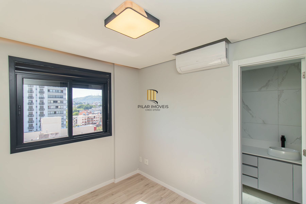 Apartamento 2 dormitórios no bairro Menino Deus