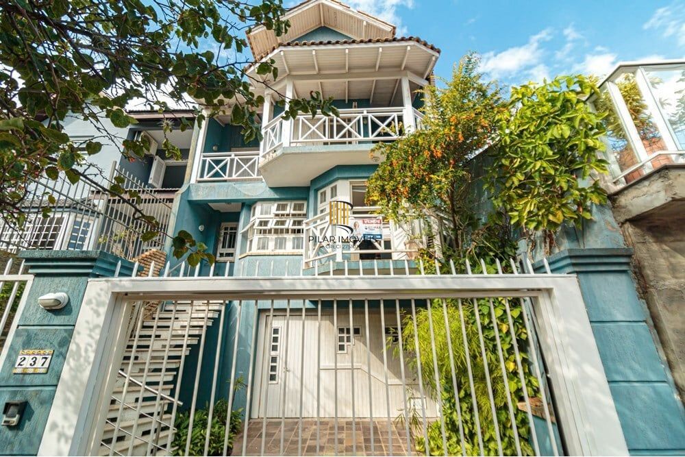 Casa 4 dormitórios no bairro Chácara das Pedras - Pilar Imóveis