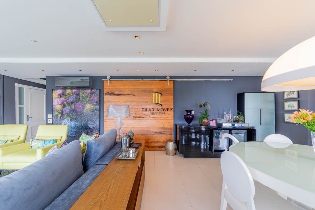 Apartamento 3 dormitórios no bairro Moinhos de Vento