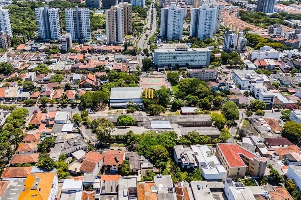 Terreno no bairro Vila Ipiranga