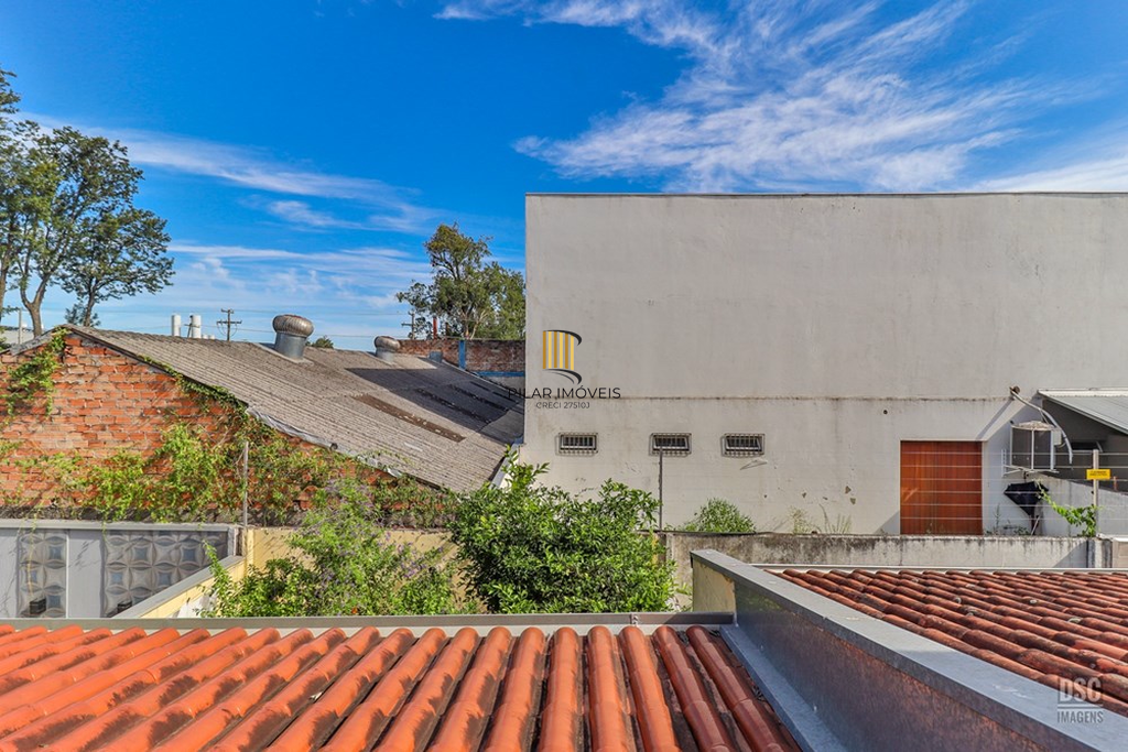 Casa de Condomínio 3 dormitórios no bairro Hípica