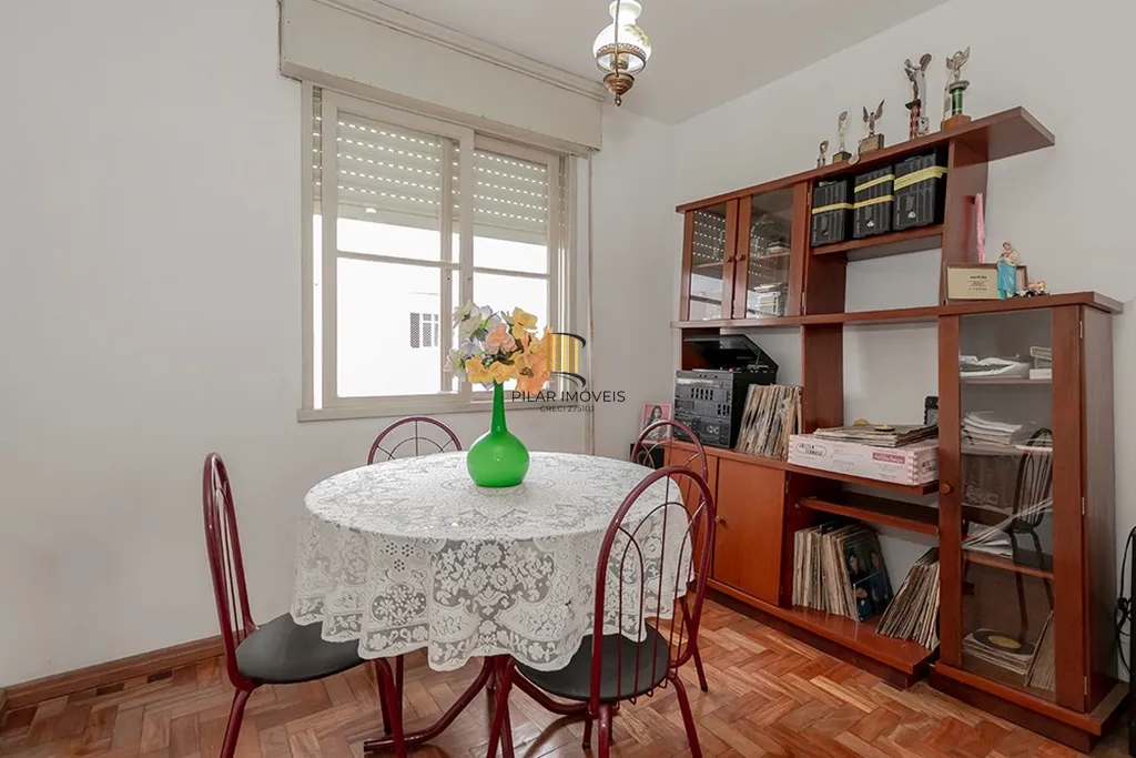 Apartamento 2 dormitórios no bairro Cavalhada