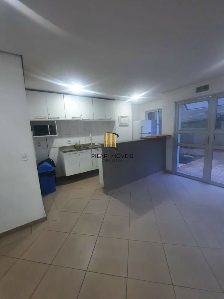 Apartamento 2 dormitórios no bairro Glória
