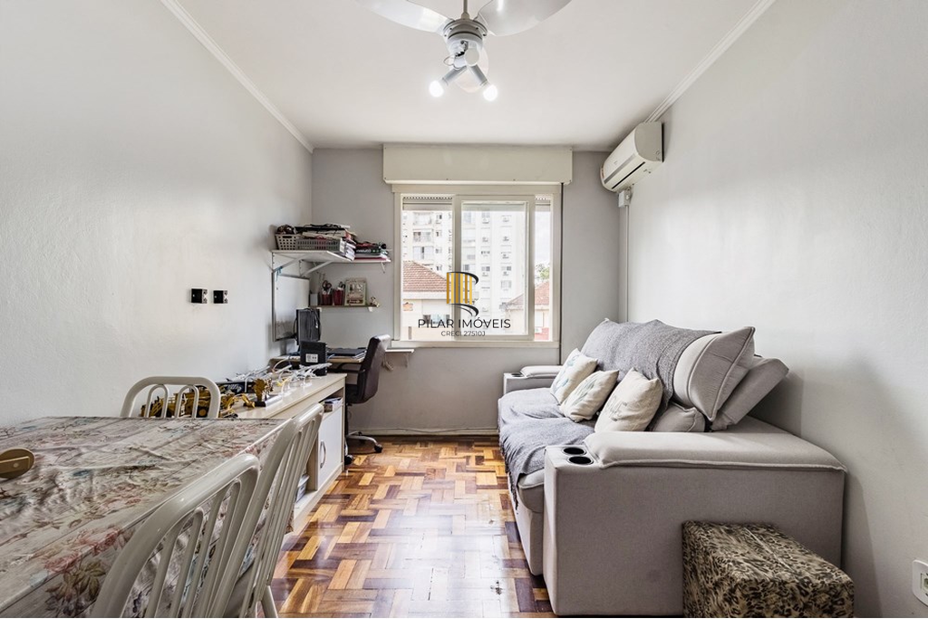 Apartamento 2 dormitórios no bairro São Sebastião