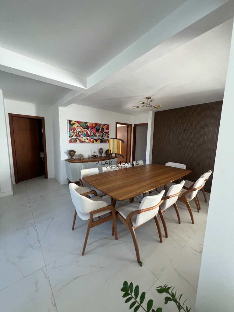 Casa 5 dormitórios no bairro Praia de Atlântida