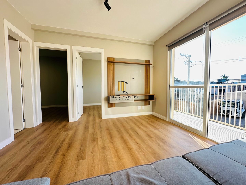 Apartamento 2 dormitórios no bairro Vila Cachoeirinha