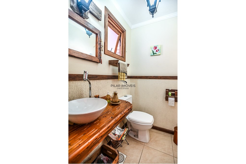 Casa de Condomínio 2 dormitórios no bairro Serraria