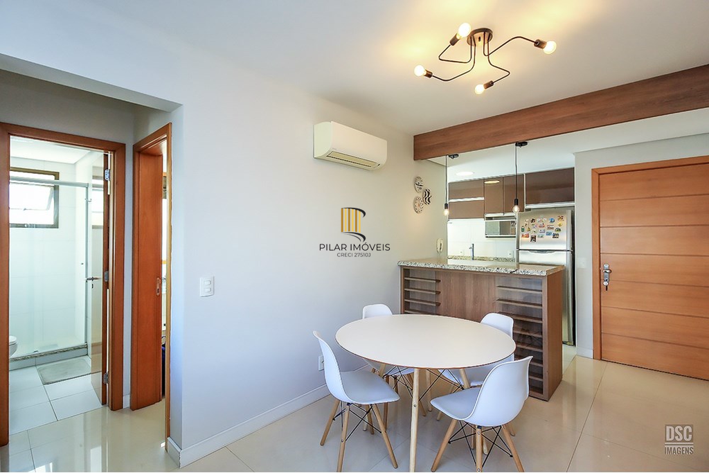 Apartamento 2 dormitórios no bairro Passo da Areia