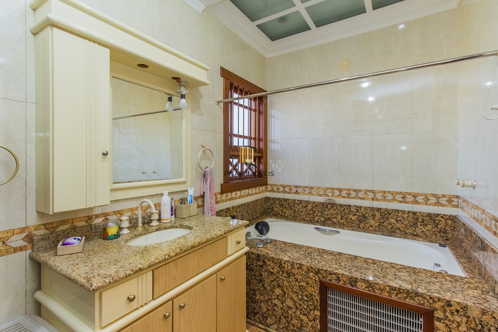 Casa 4 dormitórios no bairro Estância Velha