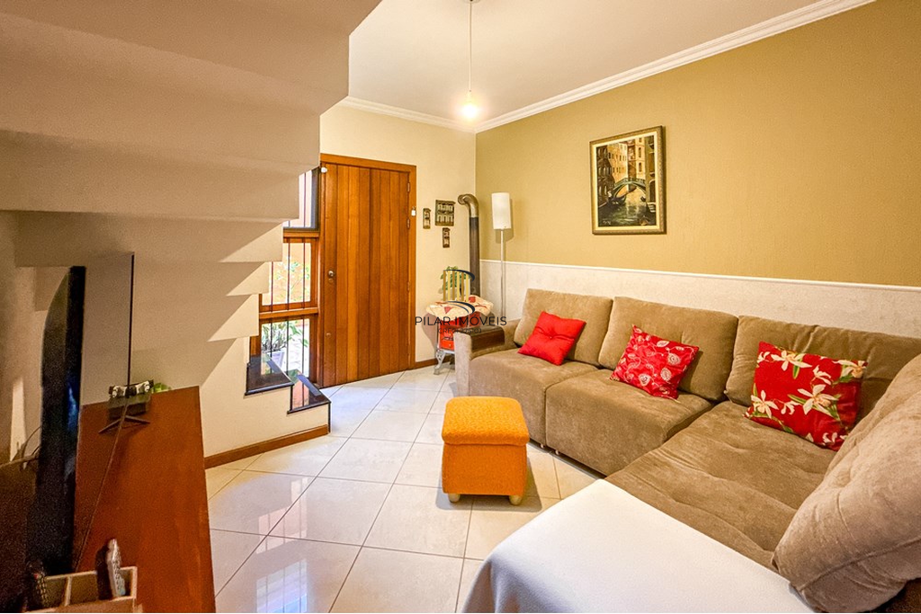 Casa 6 dormitórios no bairro Marechal Rondon