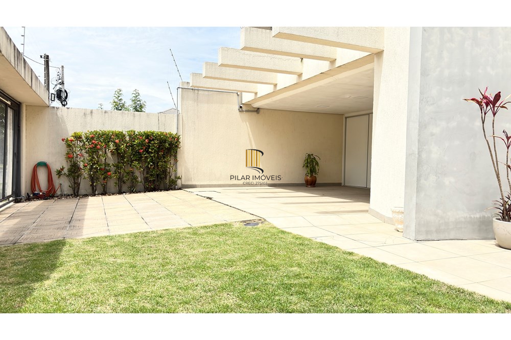 Casa 3 dormitórios no bairro Moinhos de Vento