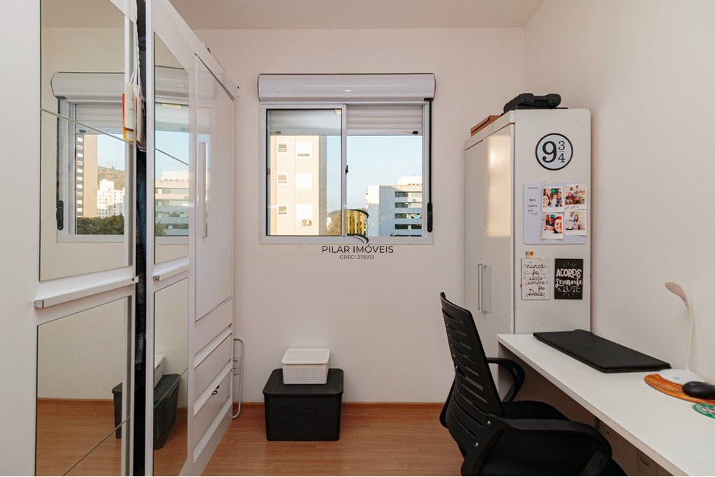Apartamento 2 dormitórios no bairro Morro Santana