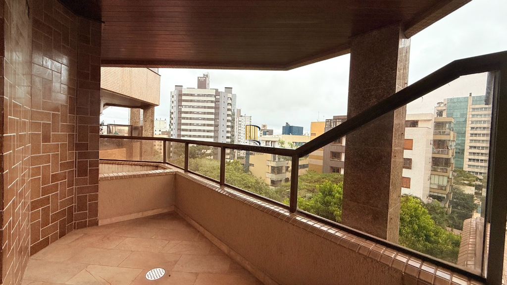 Apartamento 3 dormitórios no bairro Petrópolis