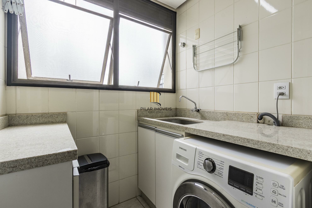 Apartamento 3 dormitórios no bairro Menino Deus